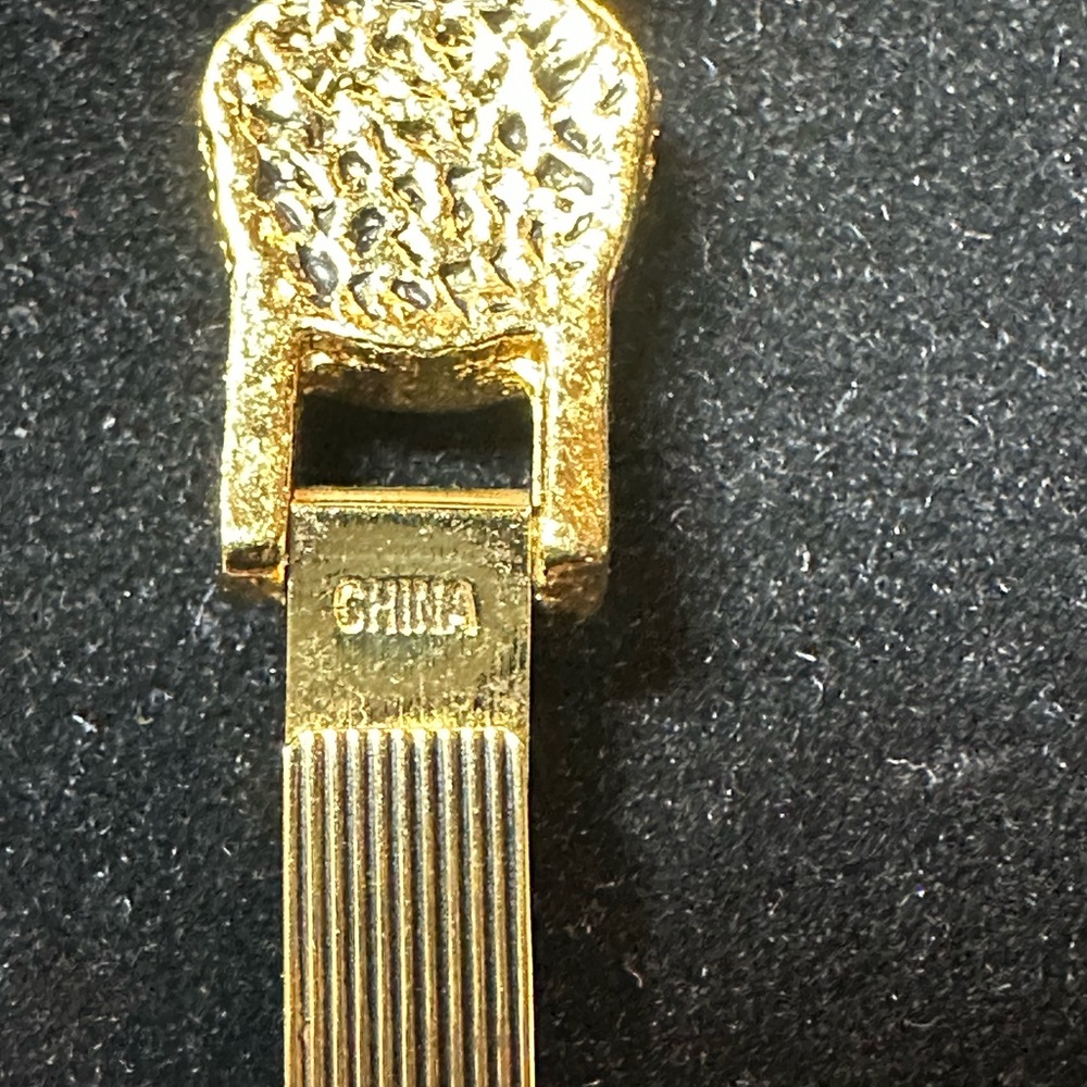 Avon vintage GRUNGE QUARTZ WATCH SLIDE CHARM BRACELET GOLD TONE- collectables - Picture 15 of 17